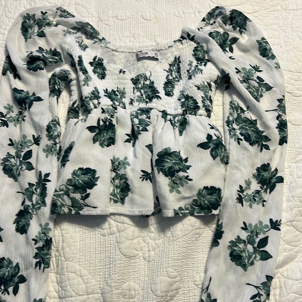 Hollister XS